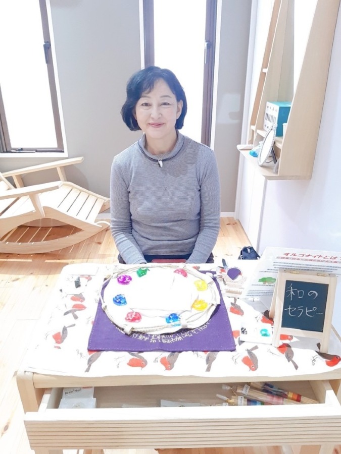 彩り和の勾玉セッション:色に宿るメッセージ今のあなたの潜在意識を読み解きます|和の意識を繋ぐヒーラー鍼灸師 宮﨑紫
