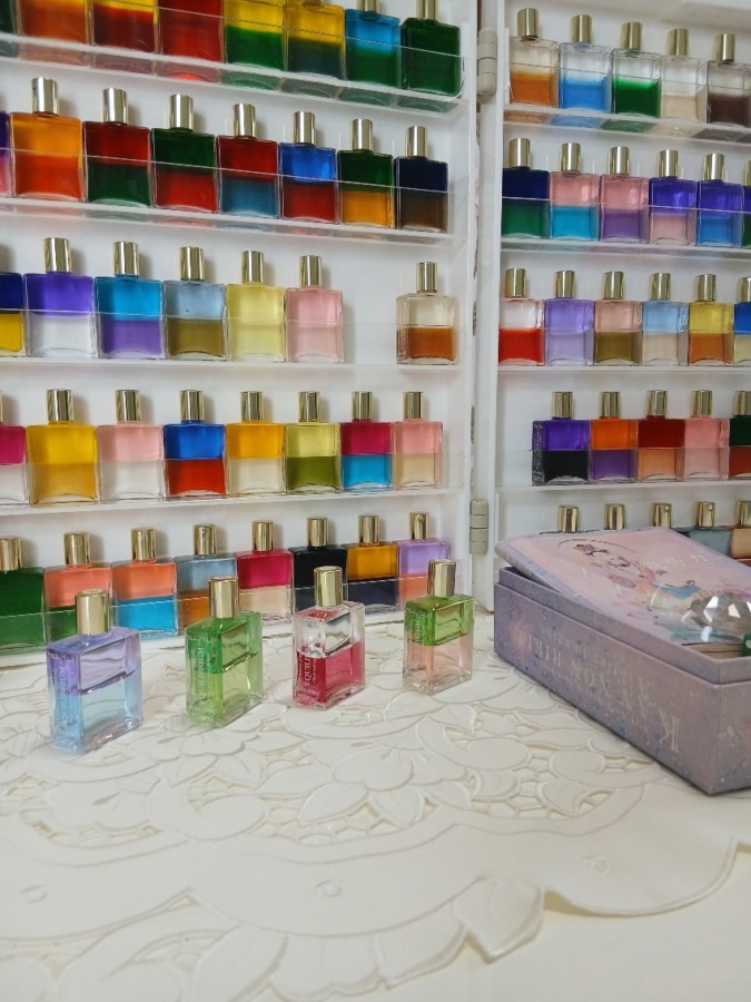 COLORが教えてくれる｢*今 *ここ *ありのまま｣の自分｜ヒーリングルームHarmony