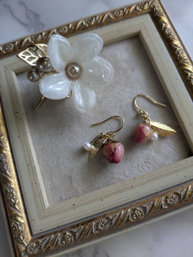 お花と海のレジンアクセサリー～gateau_au_chocoIat(ガトーショコラ) 関根友紀